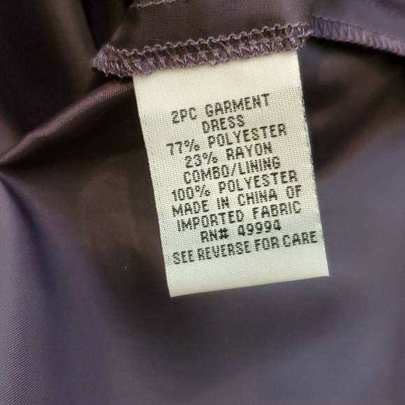 ποΈ Purple Metallic Dress and Jacket - Picture 13 of 15